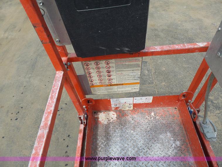 image for item L6048 2008 Skyjack 3219 scissor lift