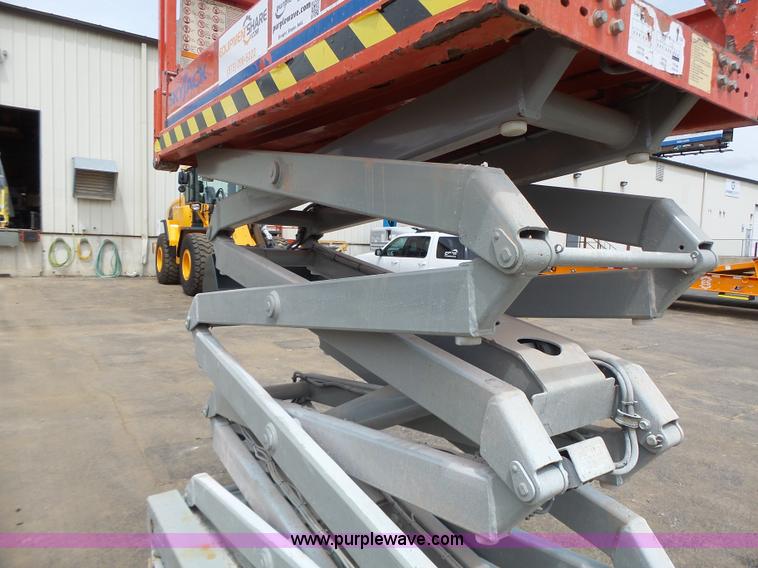 image for item L6048 2008 Skyjack 3219 scissor lift