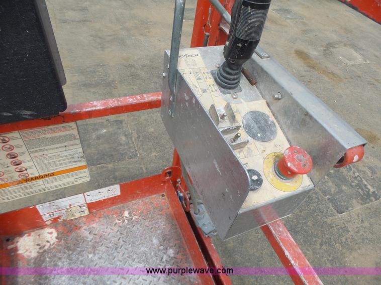 image for item L6048 2008 Skyjack 3219 scissor lift