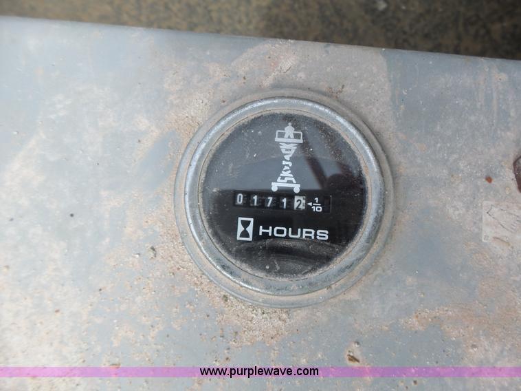 image for item L6048 2008 Skyjack 3219 scissor lift