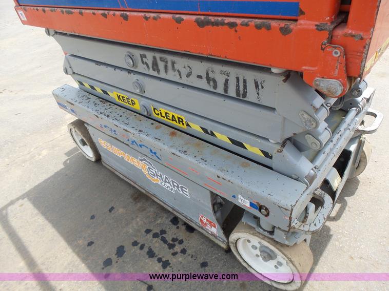 image for item L6050 2008 Skyjack 3219 scissor lift