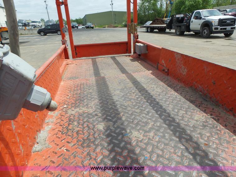 image for item L6050 2008 Skyjack 3219 scissor lift