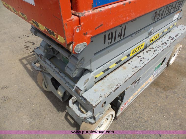 image for item L6050 2008 Skyjack 3219 scissor lift