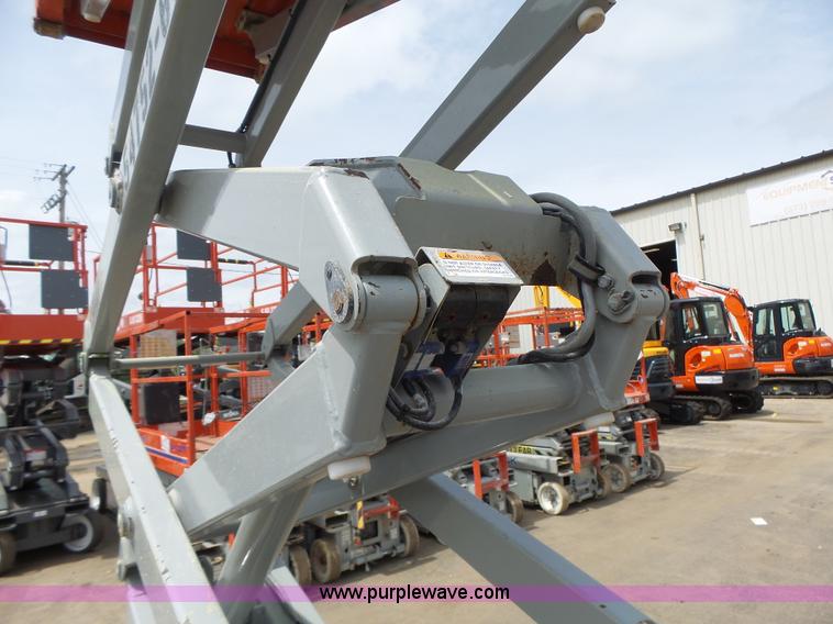 image for item L6050 2008 Skyjack 3219 scissor lift