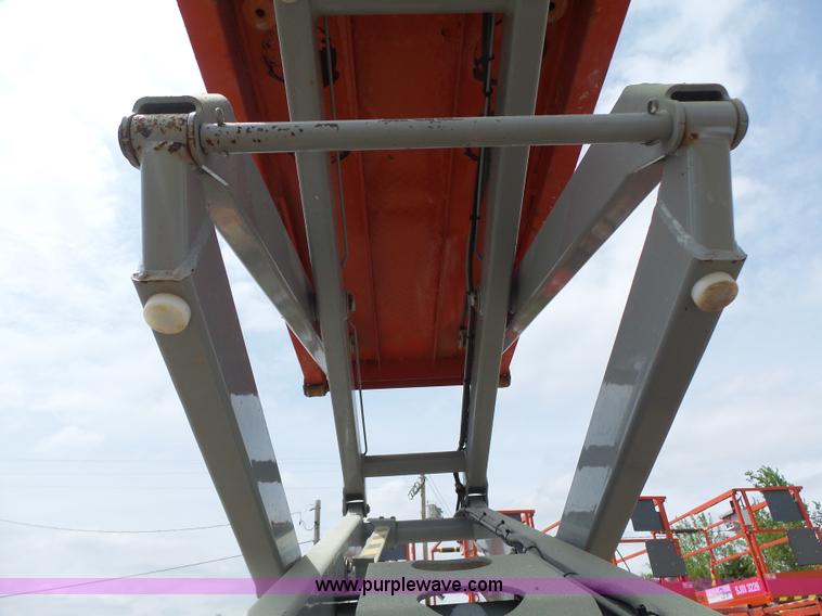image for item L6050 2008 Skyjack 3219 scissor lift