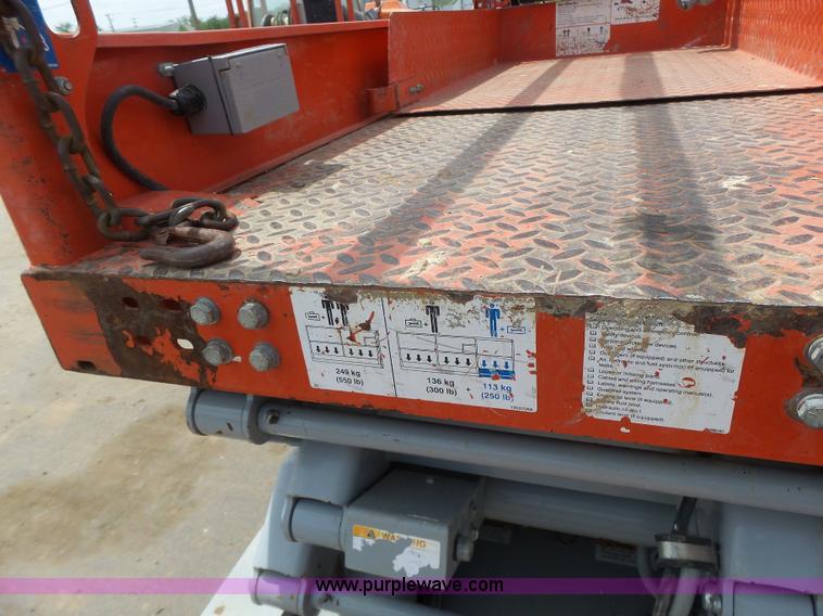 image for item L6051 2008 Skyjack 3219 scissor lift