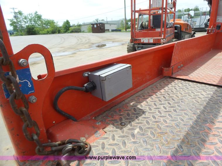 image for item L6051 2008 Skyjack 3219 scissor lift