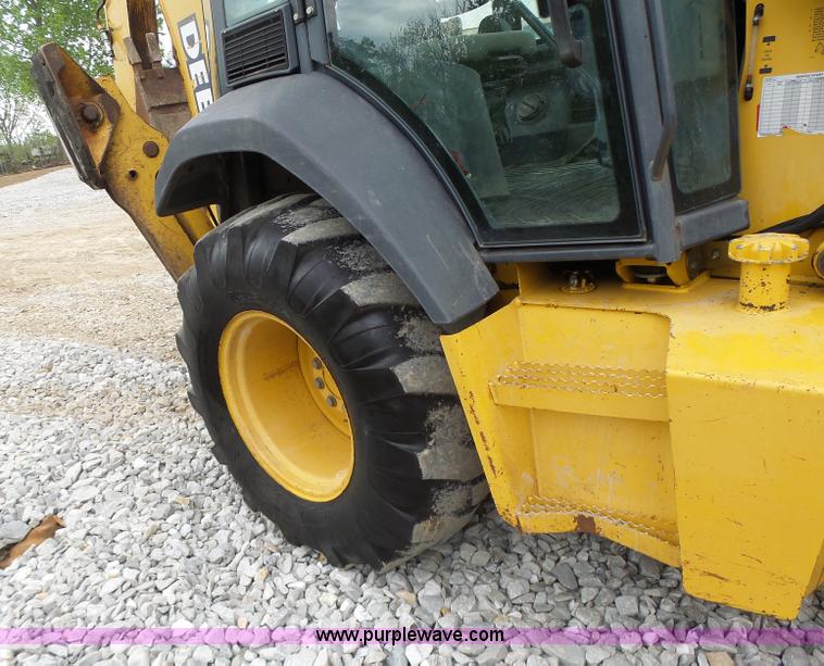 image for item L6054 2004 John Deere 310 SG backhoe