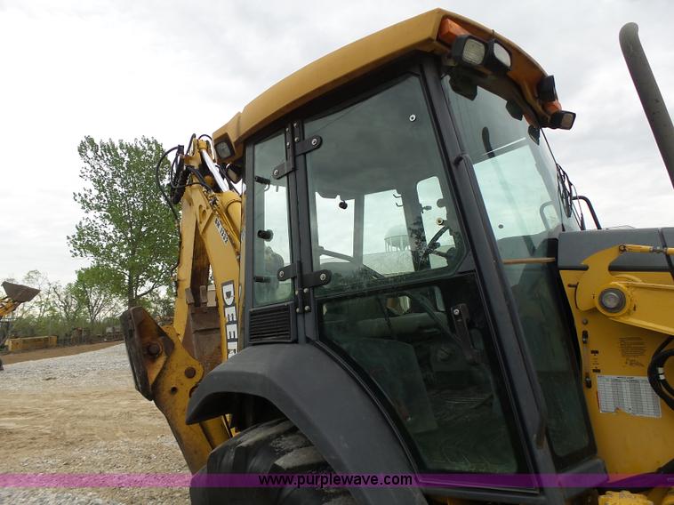 image for item L6054 2004 John Deere 310 SG backhoe