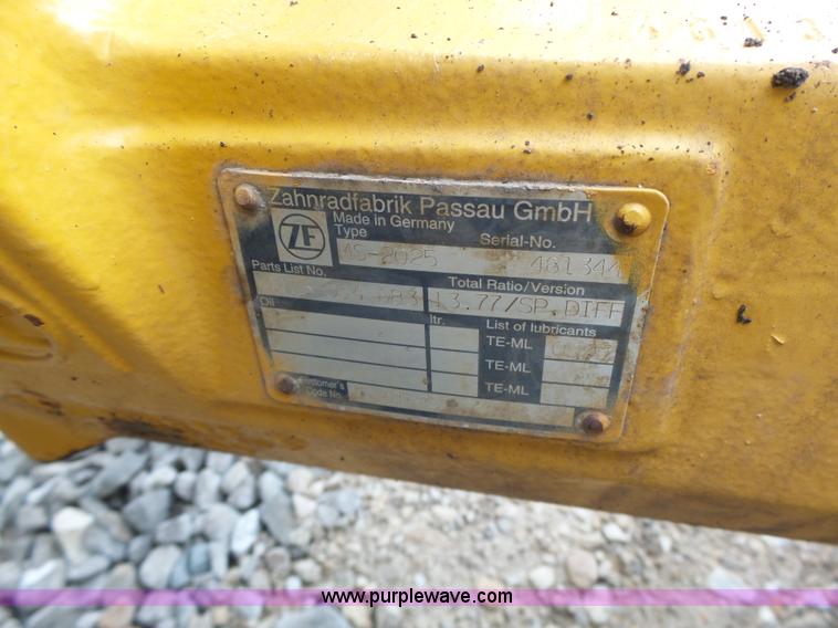 image for item L6054 2004 John Deere 310 SG backhoe