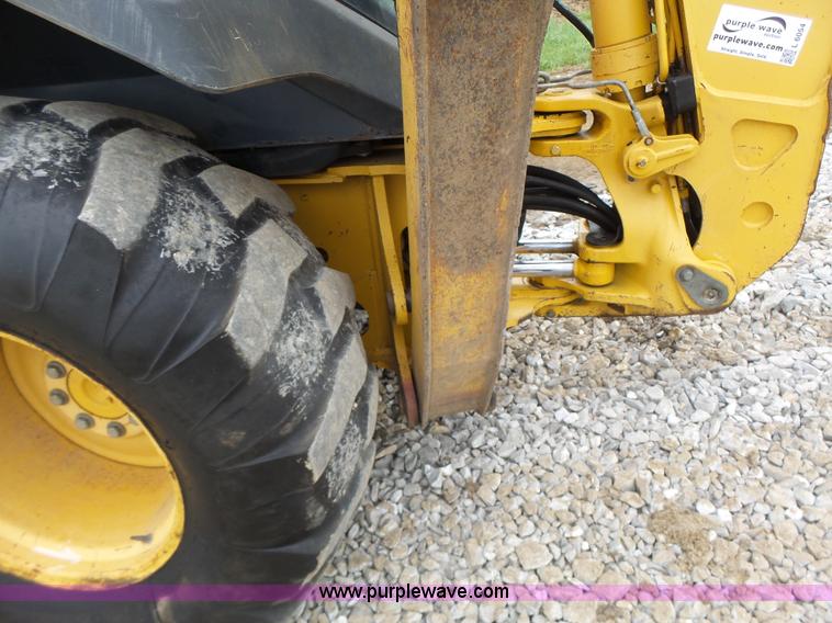 image for item L6054 2004 John Deere 310 SG backhoe