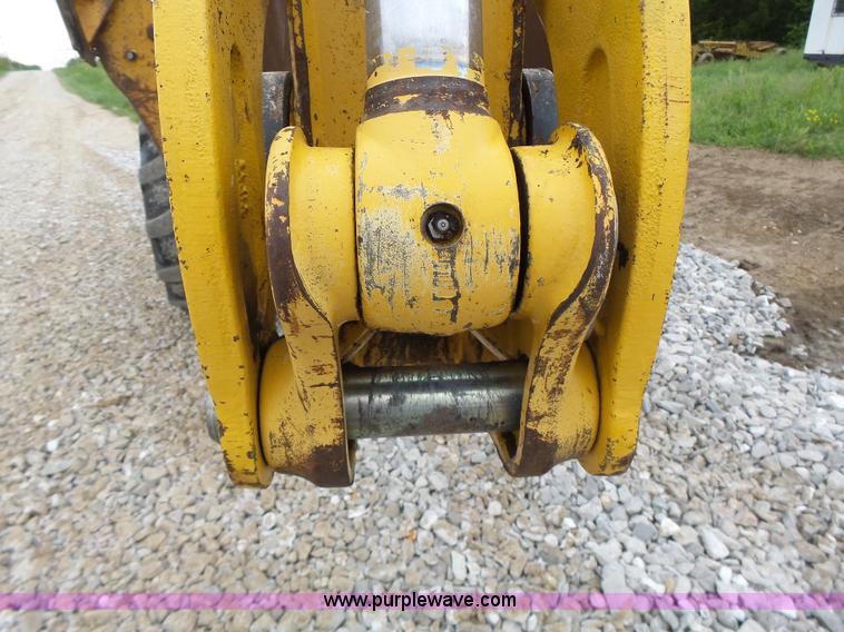 image for item L6054 2004 John Deere 310 SG backhoe