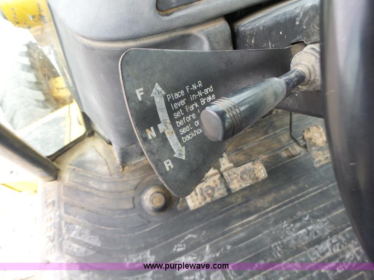 image for item L6054 2004 John Deere 310 SG backhoe