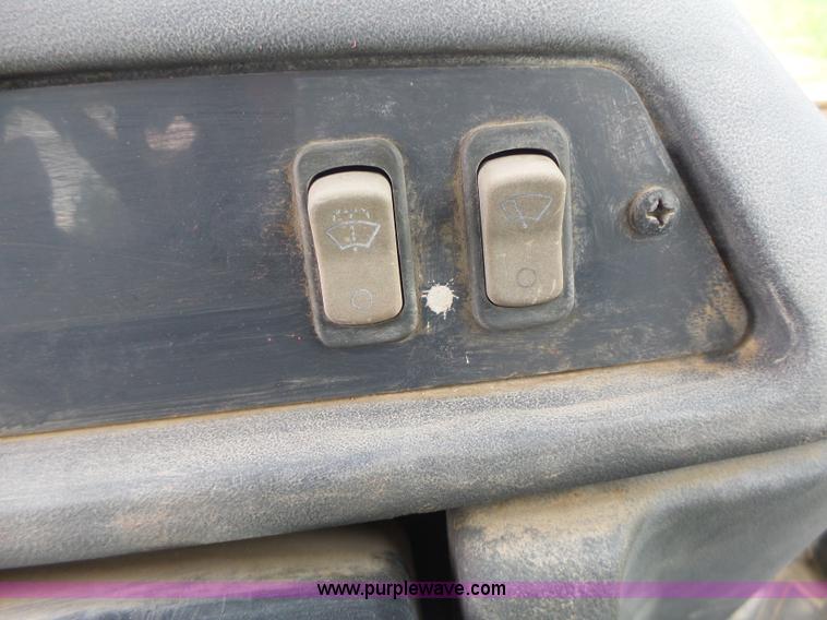 image for item L6054 2004 John Deere 310 SG backhoe