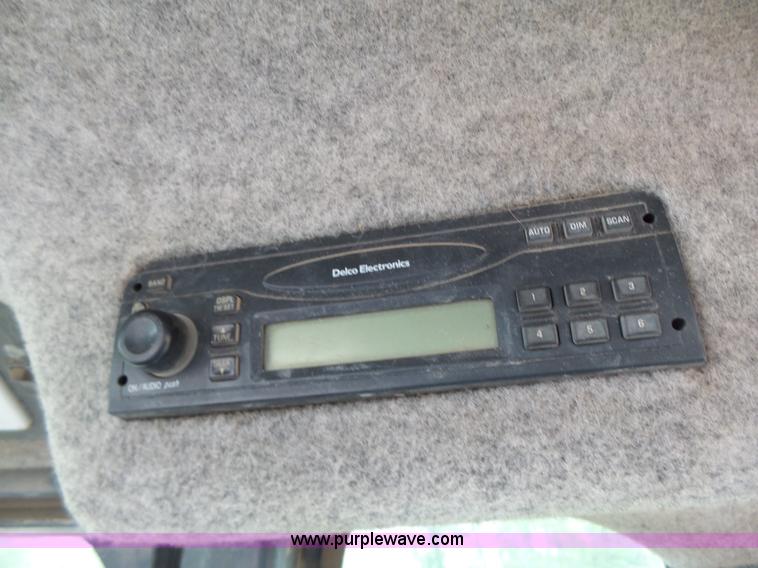 image for item L6054 2004 John Deere 310 SG backhoe