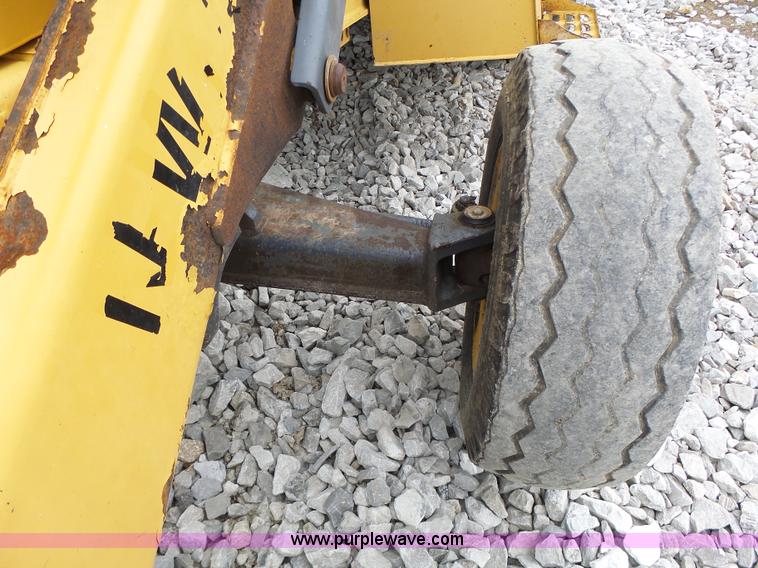 image for item L6055 Ford 555 backhoe