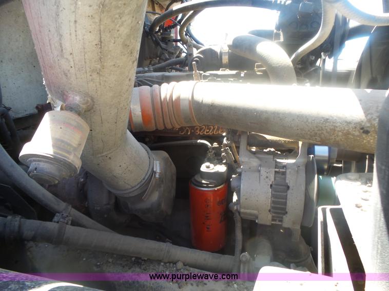 image for item L6332 1994 Freightliner FL70 oil distributor truck