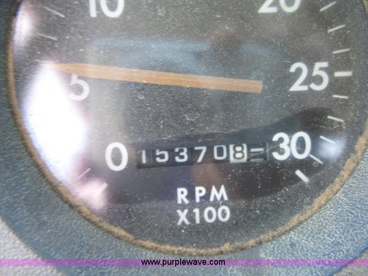 image for item L6332 1994 Freightliner FL70 oil distributor truck