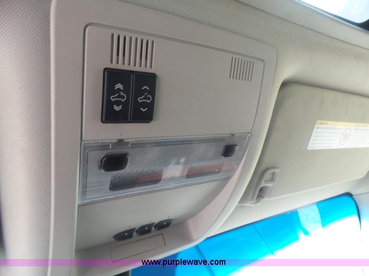 image for item L6335 2008 Chevrolet Silverado 2500HD Crew Cab pickup truck