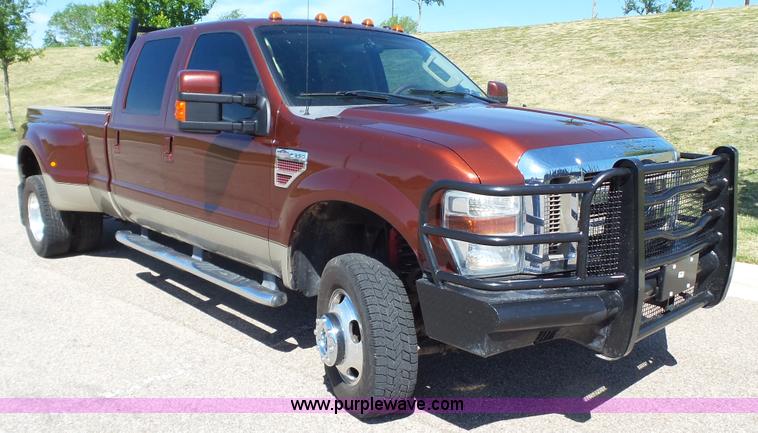 image for item L6551 2008 Ford F350 Super Duty King Ranch Crew Cab pickup truck