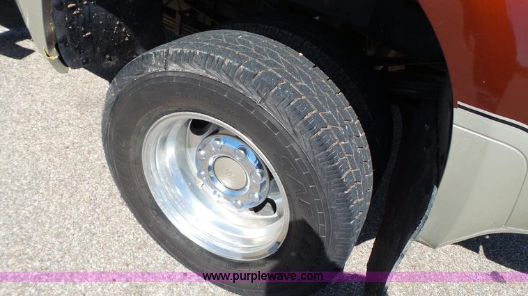 image for item L6551 2008 Ford F350 Super Duty King Ranch Crew Cab pickup truck