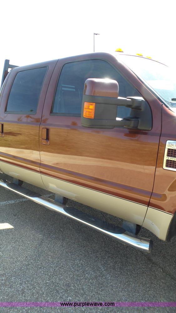 image for item L6551 2008 Ford F350 Super Duty King Ranch Crew Cab pickup truck