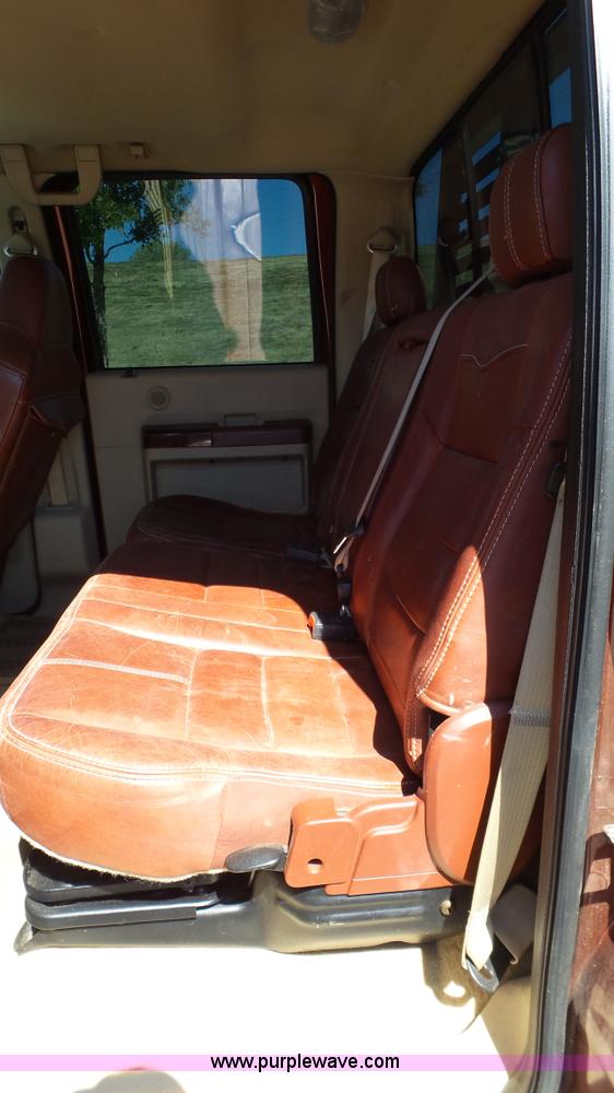 image for item L6551 2008 Ford F350 Super Duty King Ranch Crew Cab pickup truck