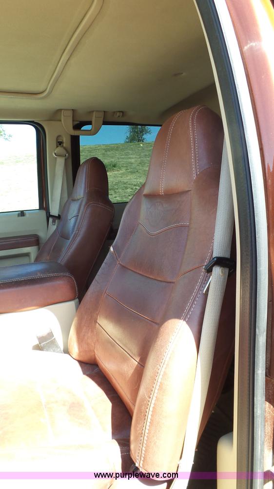 image for item L6551 2008 Ford F350 Super Duty King Ranch Crew Cab pickup truck