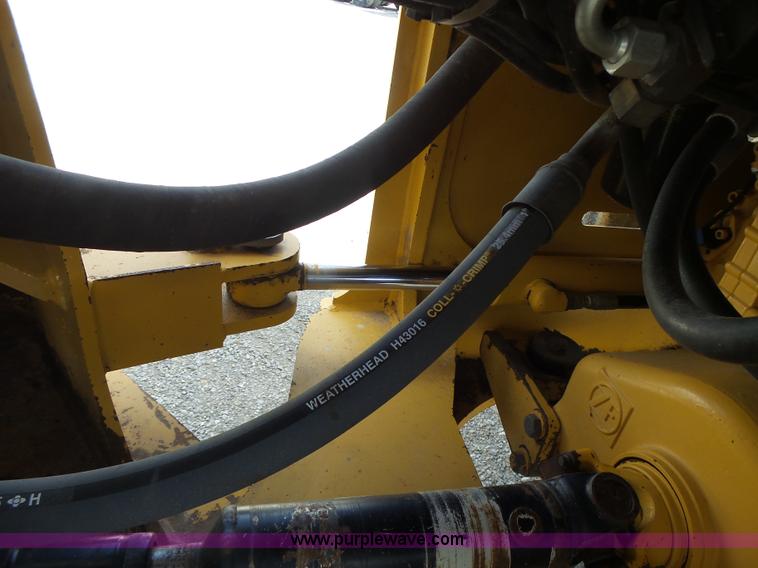 image for item L7236 1999 John Deere 624H wheel loader