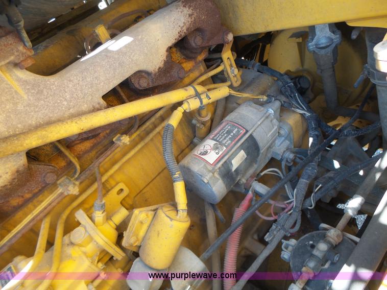 image for item L7236 1999 John Deere 624H wheel loader