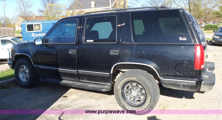 image for item BL9729 1997 Chevrolet Tahoe SUV