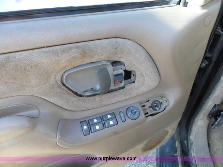 image for item BL9729 1997 Chevrolet Tahoe SUV