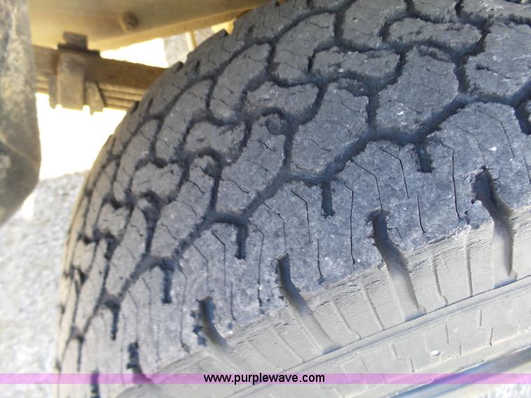 image for item BL9729 1997 Chevrolet Tahoe SUV