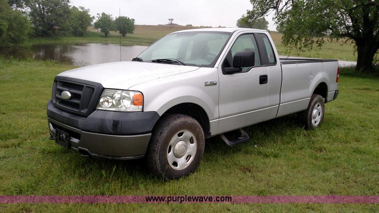 image for item BR9355 2008 Ford F150 XL pickup truck