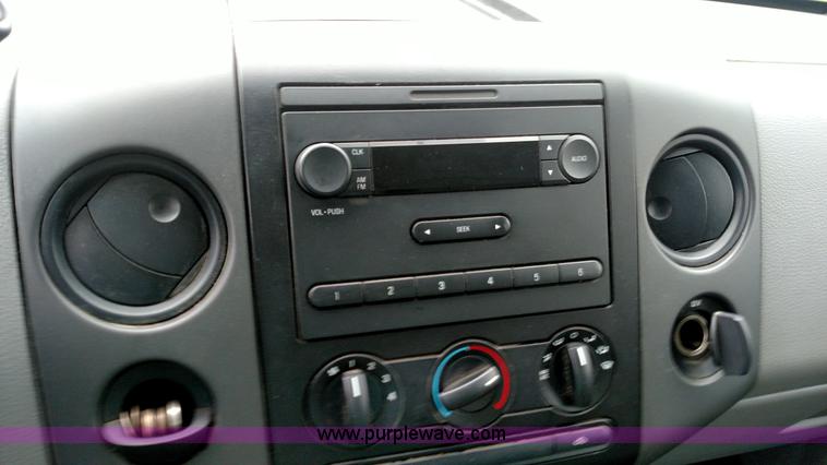 image for item BR9355 2008 Ford F150 XL pickup truck