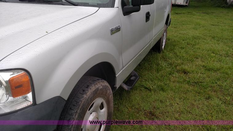 image for item BR9355 2008 Ford F150 XL pickup truck