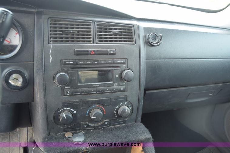 image for item BX9694 2007 Dodge Charger Police