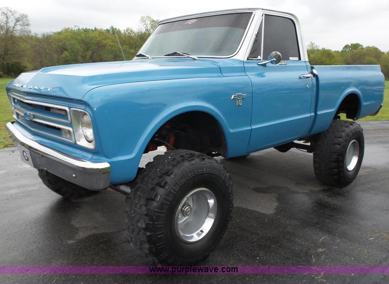 image for item BZ9510 1967 Chevrolet 10 pickup truck