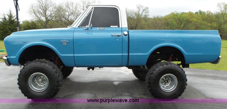 image for item BZ9510 1967 Chevrolet 10 pickup truck