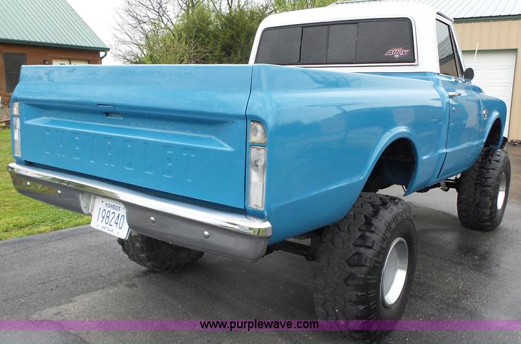 image for item BZ9510 1967 Chevrolet 10 pickup truck
