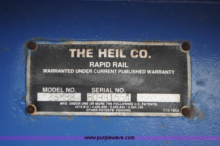 image for item G7400 1993 Mack MR688S refuse truck