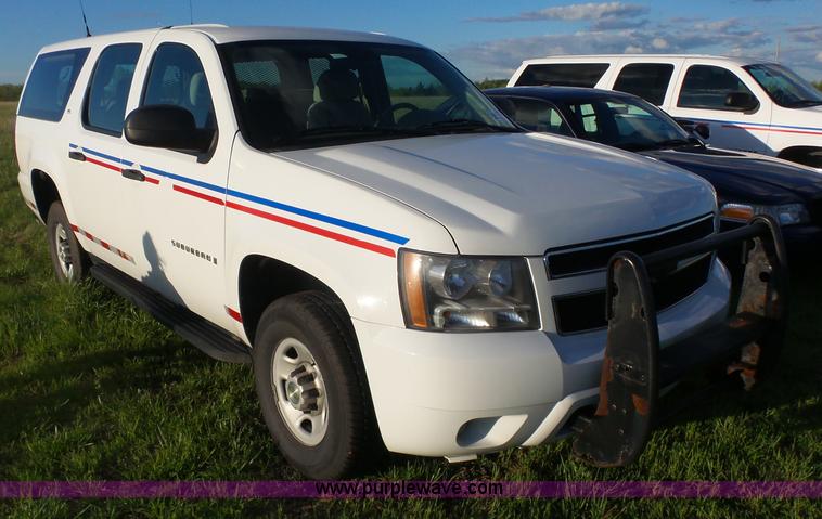 image for item J2813 2009 Chevrolet Suburban SUV