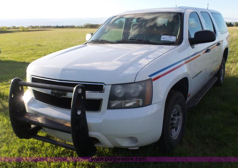 image for item J2813 2009 Chevrolet Suburban SUV