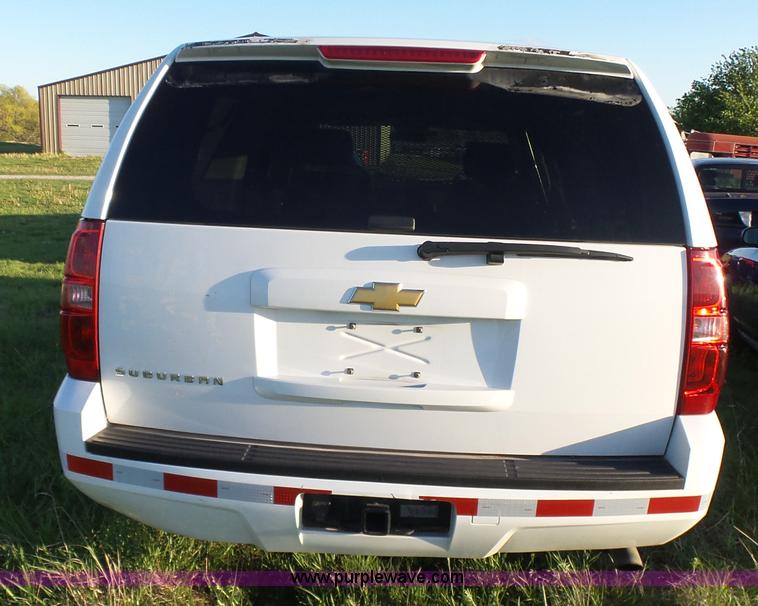 image for item J2814 2012 Chevrolet Suburban SUV