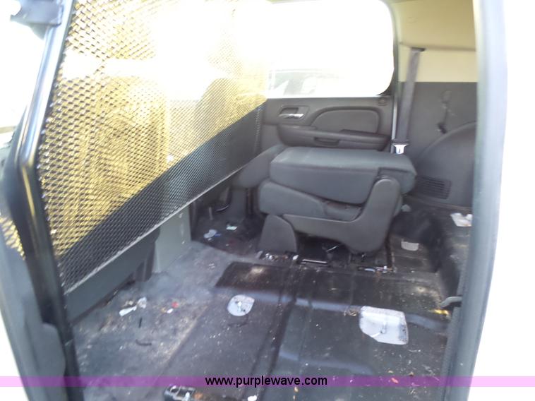 image for item J2814 2012 Chevrolet Suburban SUV