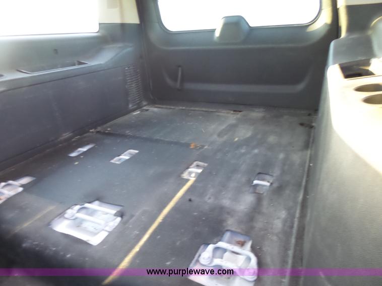 image for item J2814 2012 Chevrolet Suburban SUV