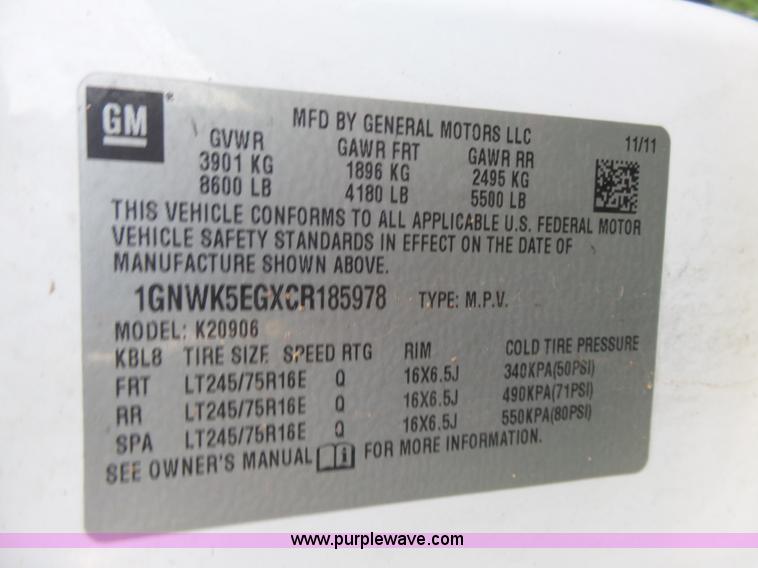 image for item J2814 2012 Chevrolet Suburban SUV