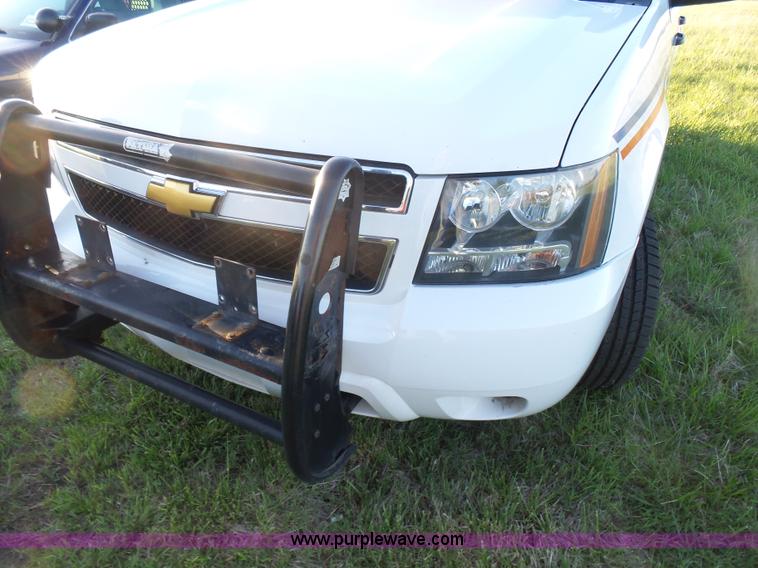 image for item J2814 2012 Chevrolet Suburban SUV