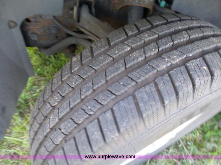 image for item J2814 2012 Chevrolet Suburban SUV