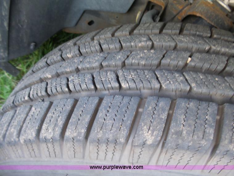 image for item J2814 2012 Chevrolet Suburban SUV